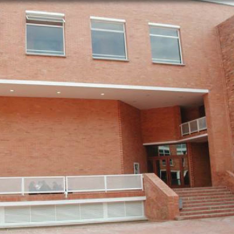 AUDITORIO LICEO FRANCÉS LOUIS PASTEUR | Bogotá, 2002